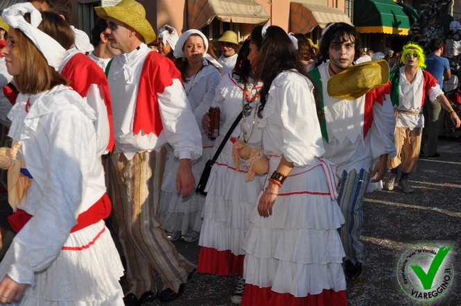 Ingrandisci la foto