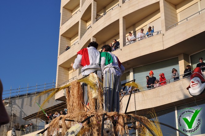 Ingrandisci la foto