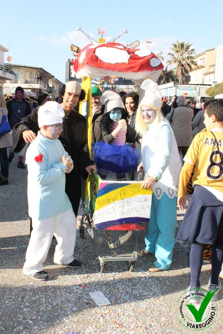 Ingrandisci la foto