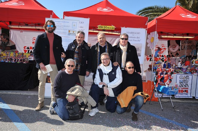 Ingrandisci la foto