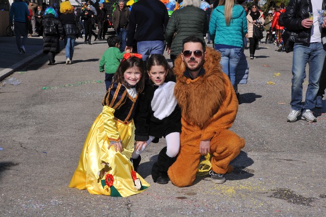 Ingrandisci la foto