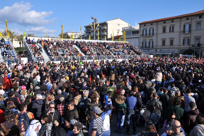 Ingrandisci la foto