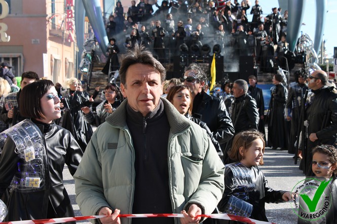 Ingrandisci la foto