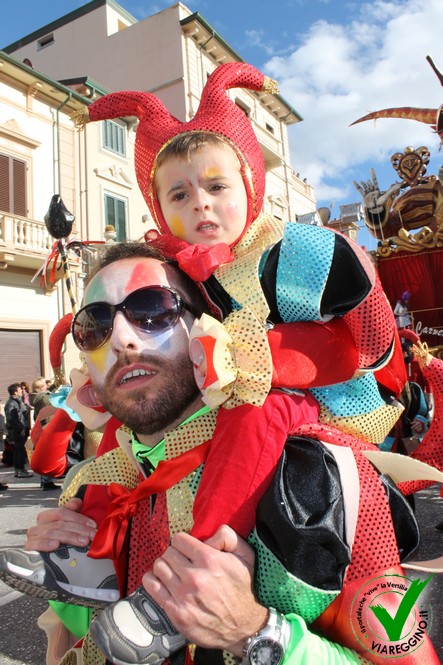 Ingrandisci la foto