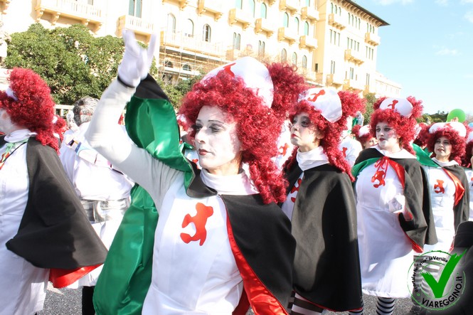 Ingrandisci la foto