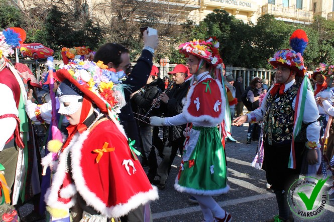 Ingrandisci la foto