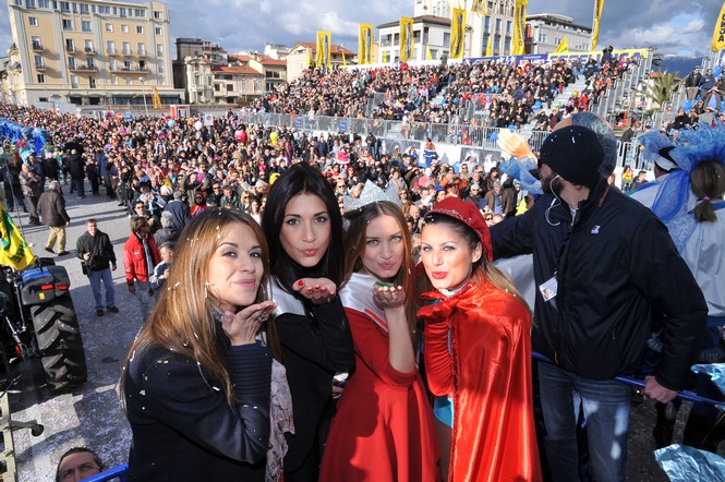 Ingrandisci la foto
