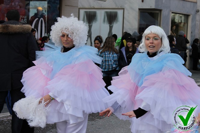 Ingrandisci la foto