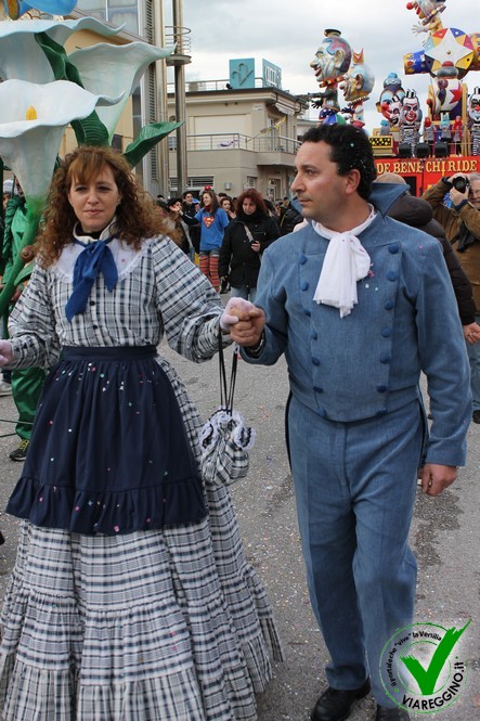 Ingrandisci la foto
