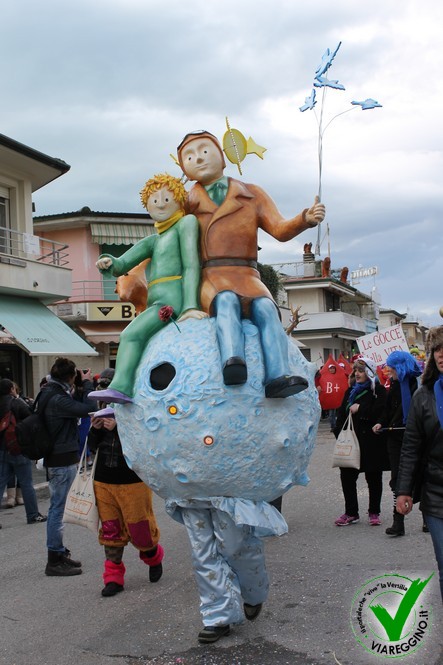 Ingrandisci la foto