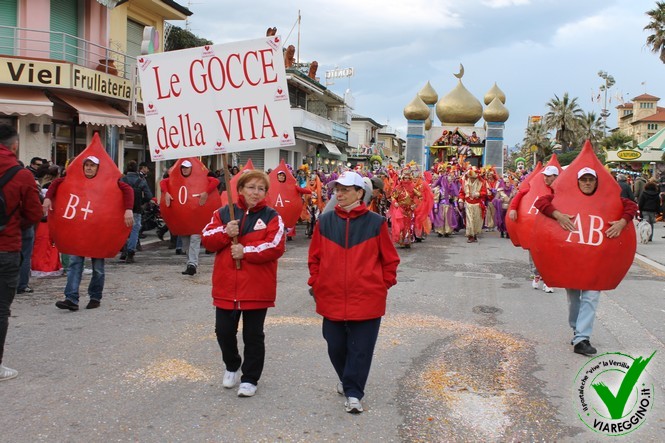 Ingrandisci la foto