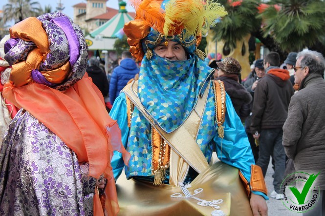 Ingrandisci la foto