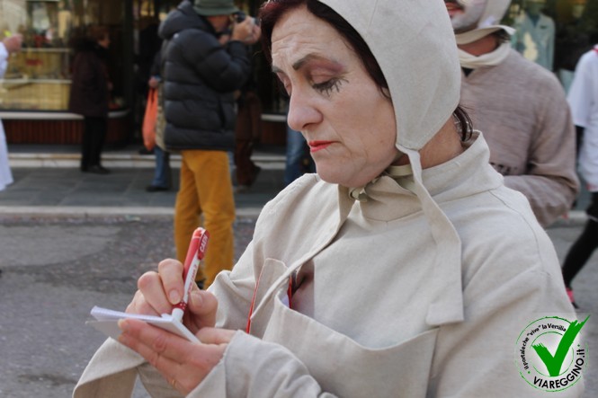 Ingrandisci la foto