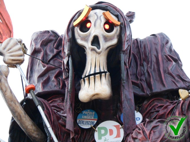 Ingrandisci la foto