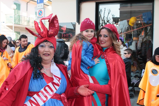 Ingrandisci la foto