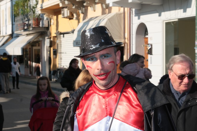 Ingrandisci la foto