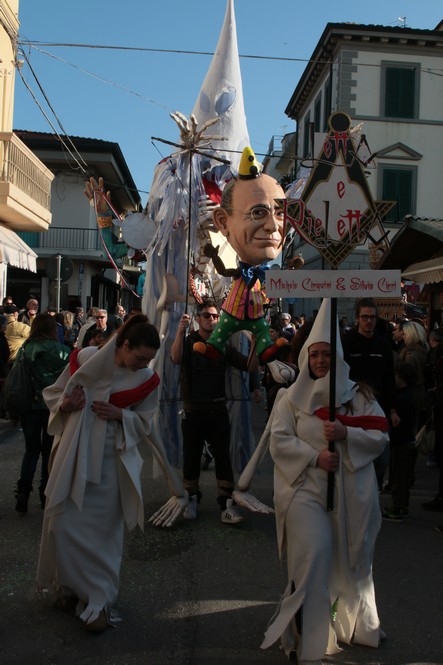 Ingrandisci la foto