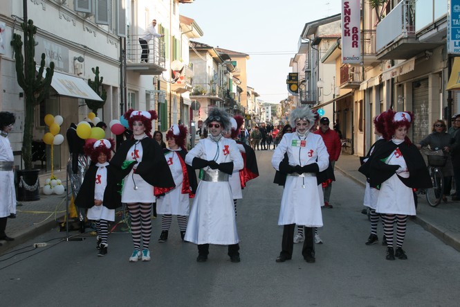 Ingrandisci la foto