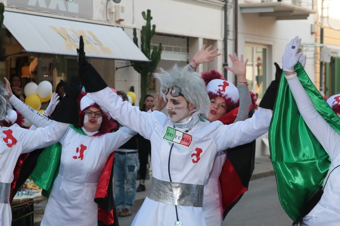 Ingrandisci la foto