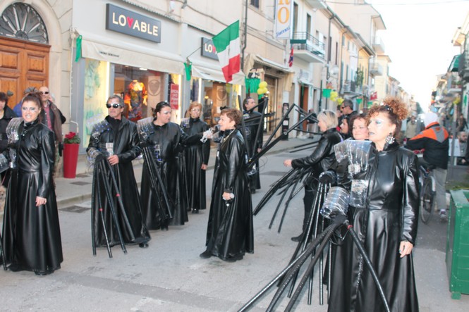 Ingrandisci la foto
