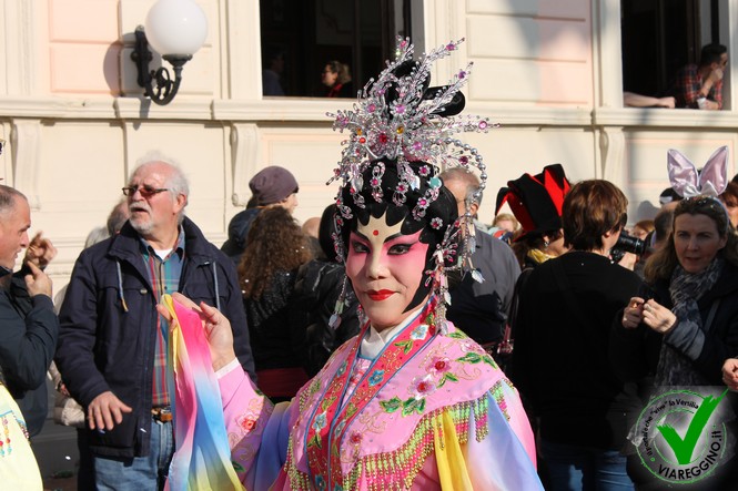 Ingrandisci la foto