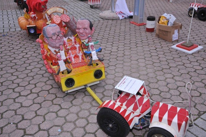 Ingrandisci la foto