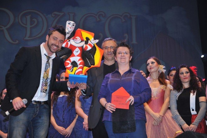 Ingrandisci la foto
