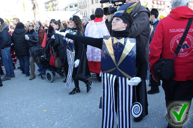 Ingrandisci la foto