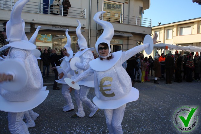 Ingrandisci la foto