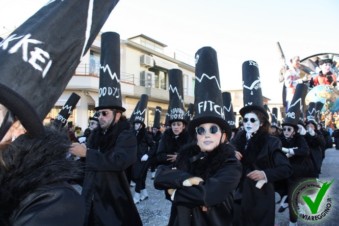 Ingrandisci la foto