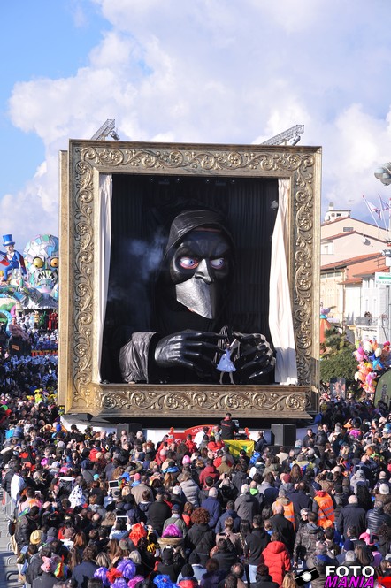 Ingrandisci la foto