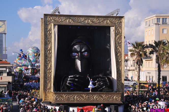 Ingrandisci la foto