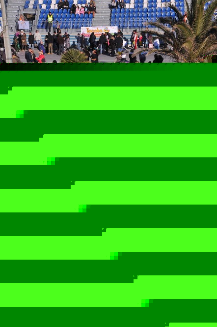 Ingrandisci la foto