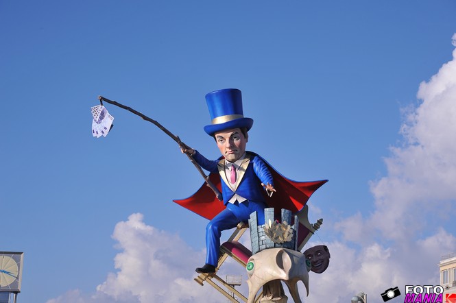 Ingrandisci la foto
