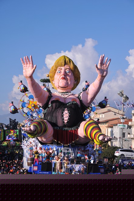 Ingrandisci la foto