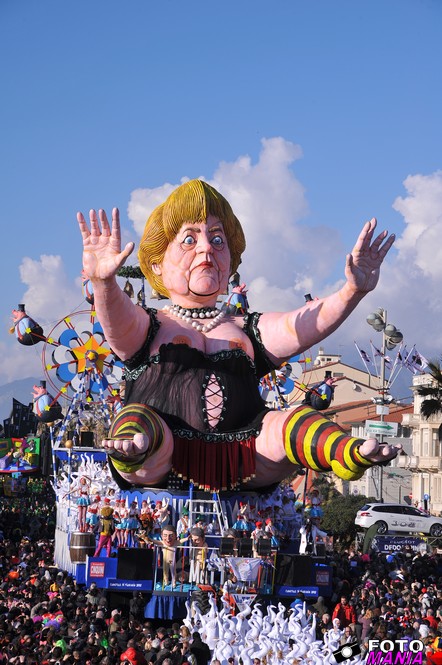 Ingrandisci la foto