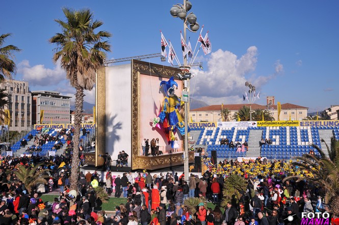 Ingrandisci la foto