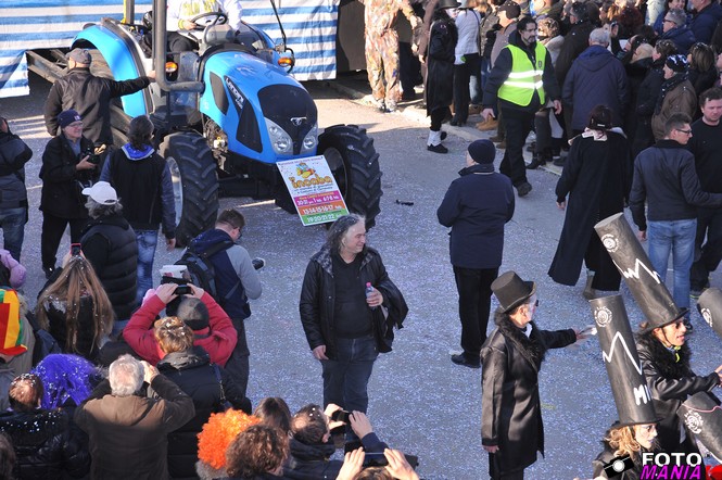 Ingrandisci la foto
