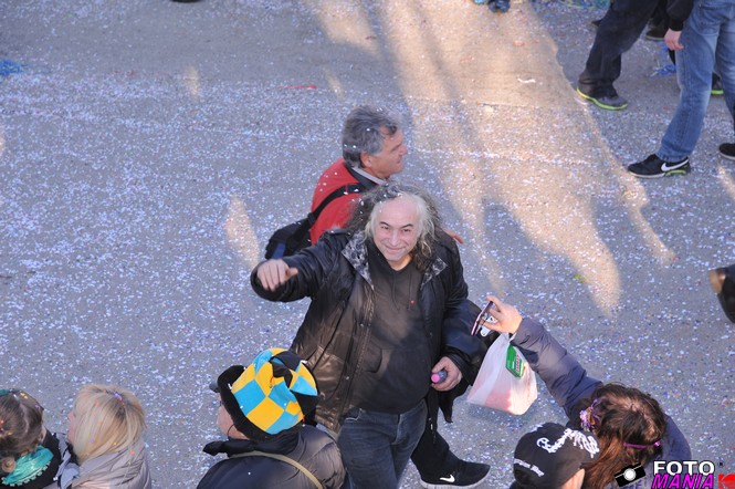 Ingrandisci la foto