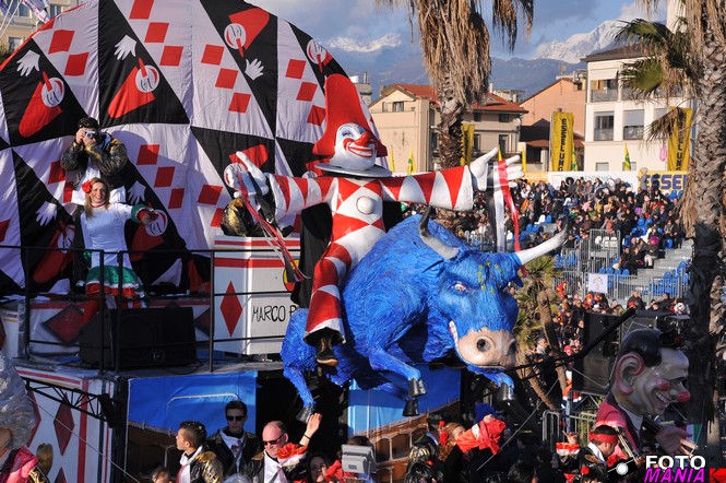 Ingrandisci la foto