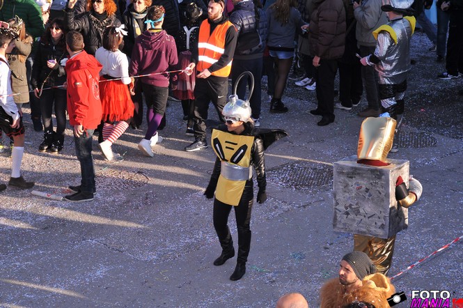 Ingrandisci la foto