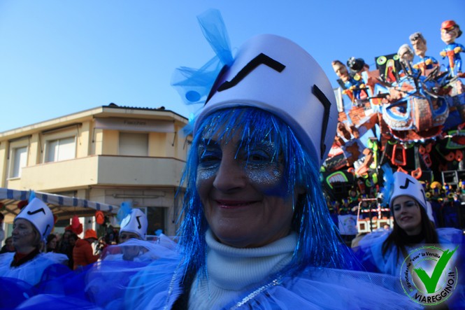Ingrandisci la foto
