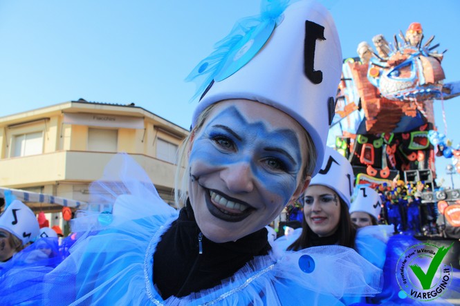 Ingrandisci la foto