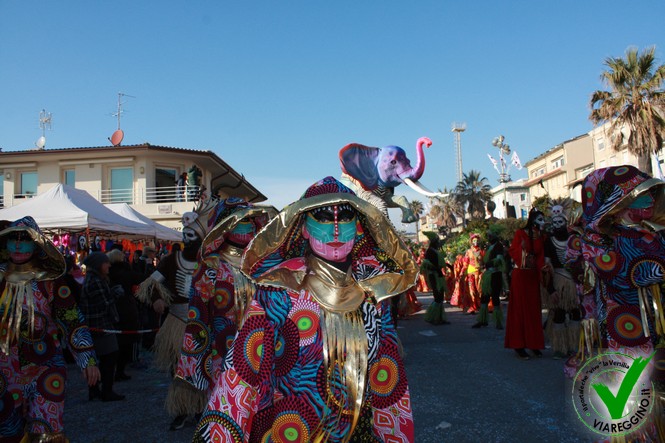 Ingrandisci la foto