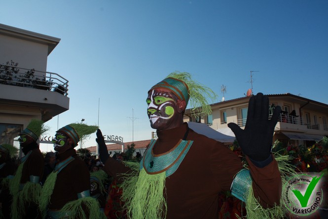 Ingrandisci la foto