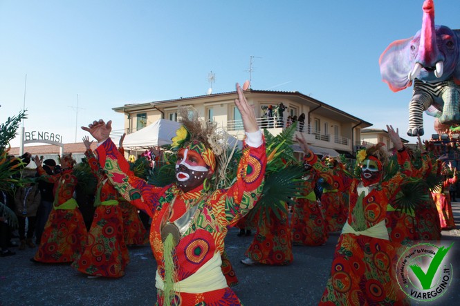 Ingrandisci la foto