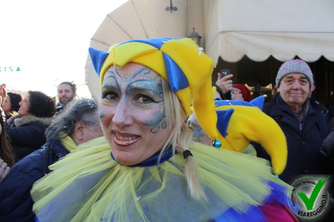 Ingrandisci la foto