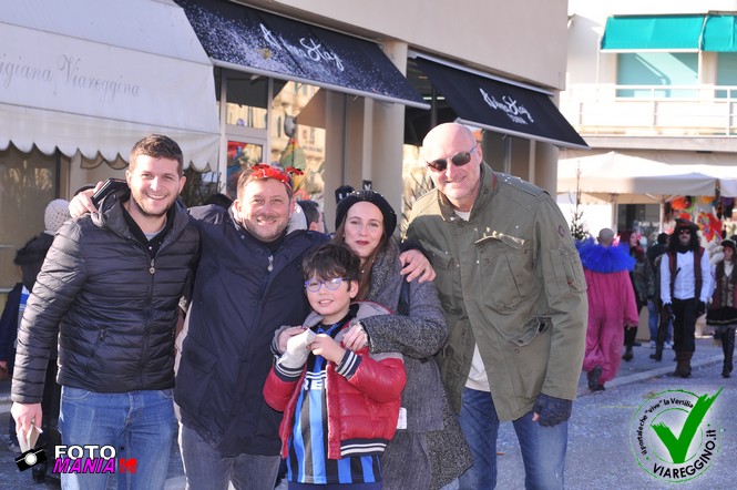 Ingrandisci la foto