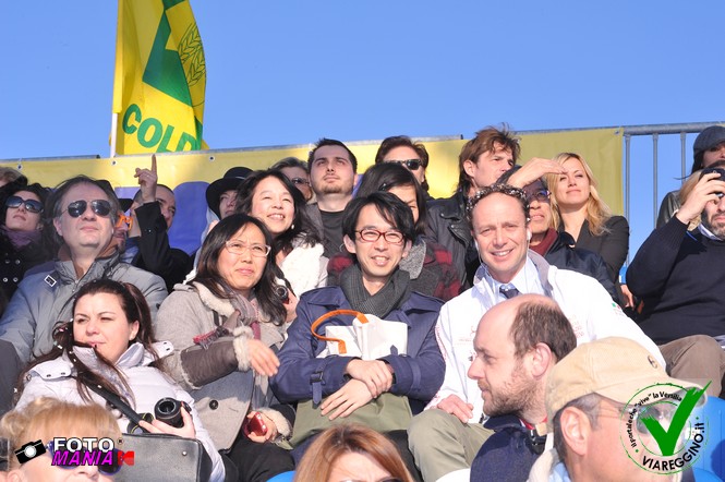 Ingrandisci la foto