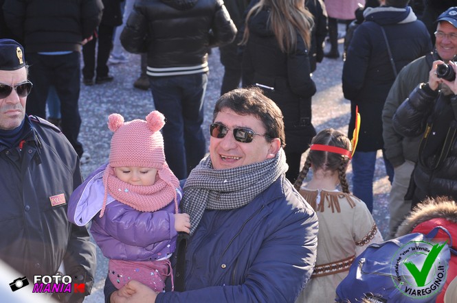 Ingrandisci la foto